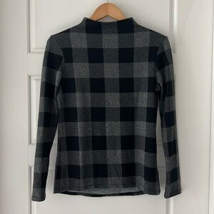 Checkered High Neck Light Sweater
